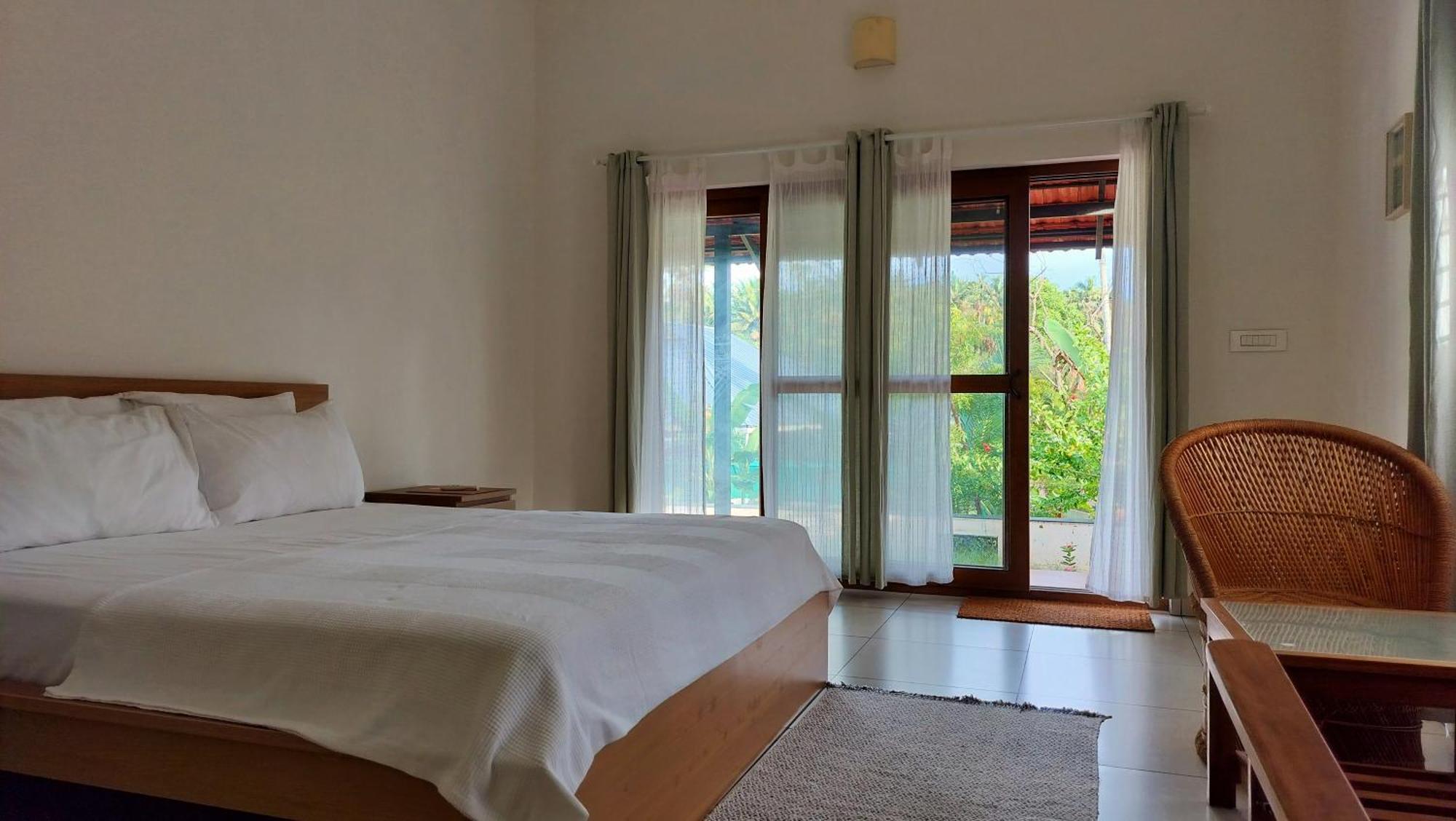 The Ixora - A Boutique Homestay Varkala Exterior photo
