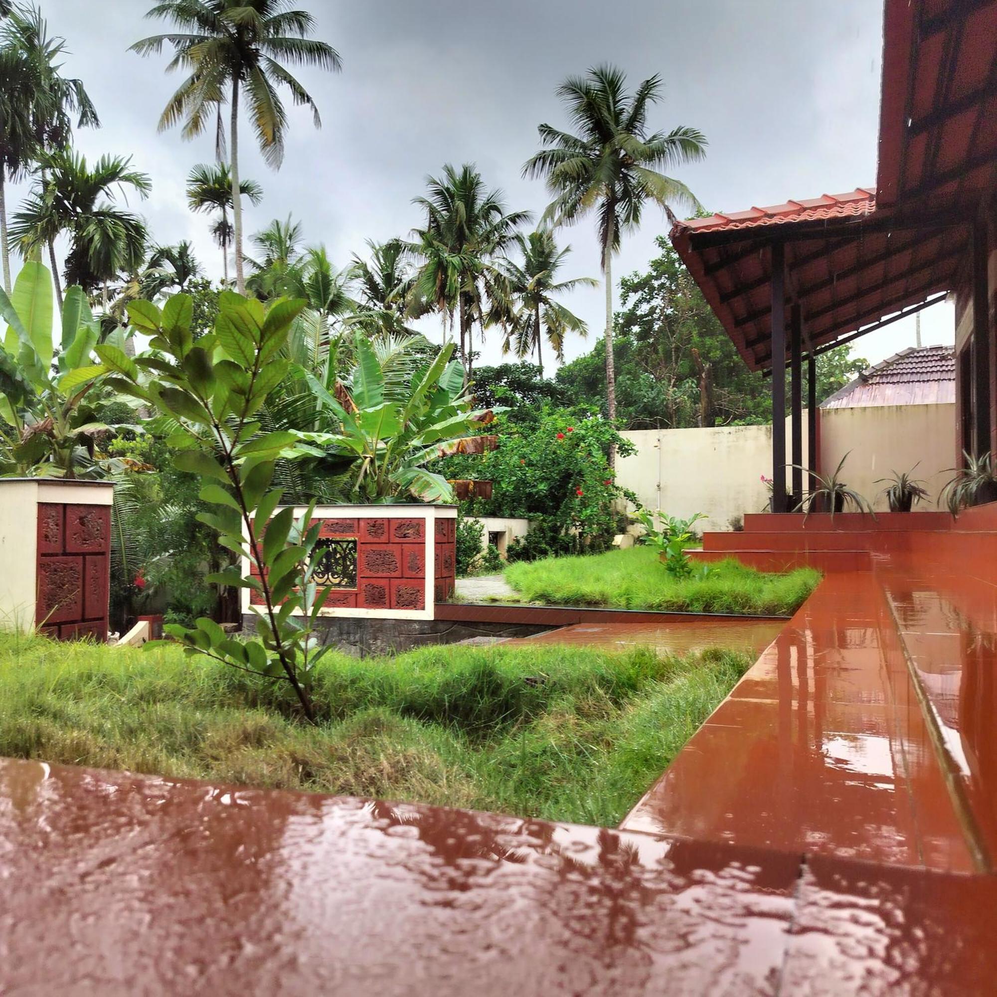The Ixora - A Boutique Homestay Varkala Exterior photo